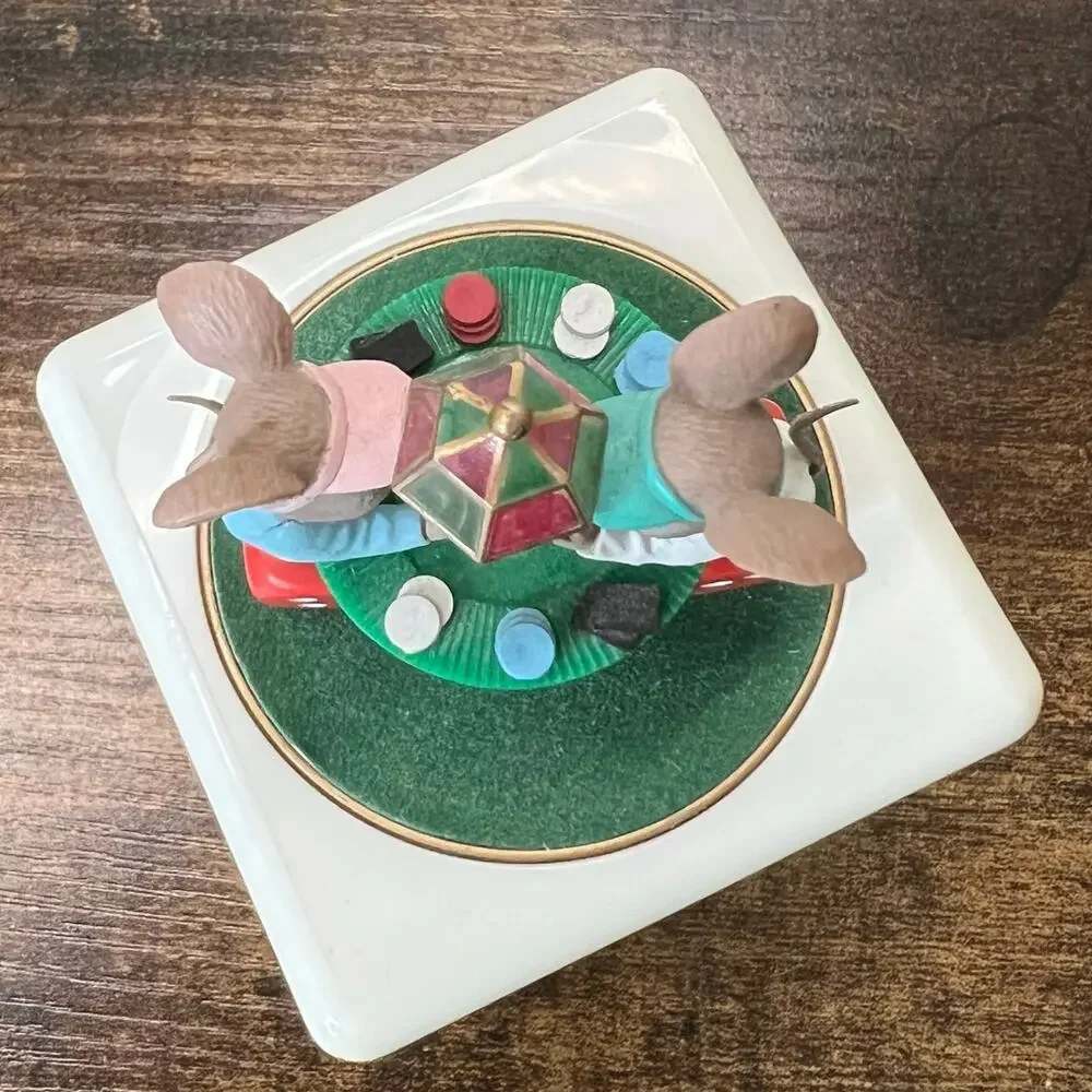 1996 Enesco Mice n Dice Musical Box 